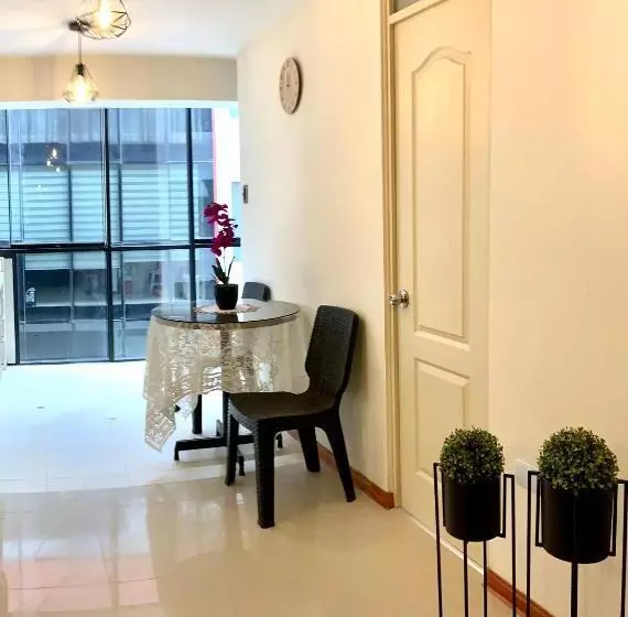 ペンション Cusco Magico 2   Aparthotel Condominio Las Torres Kayser Ii