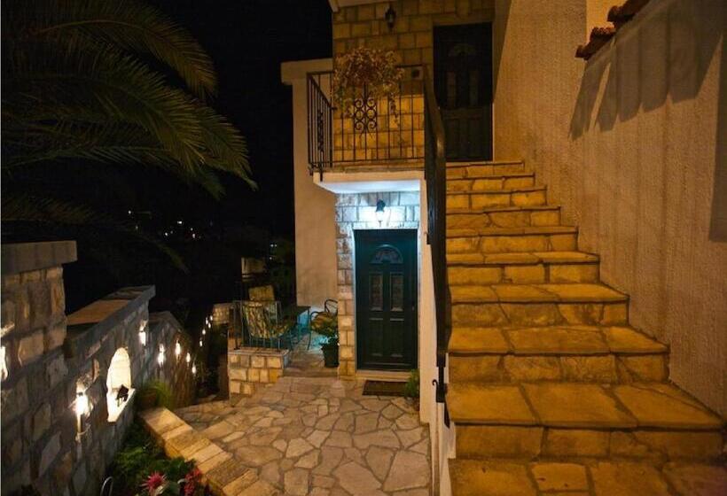 پانسیون Klaris Guest House