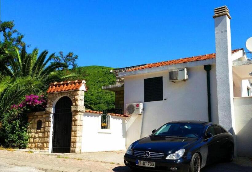 پانسیون Klaris Guest House