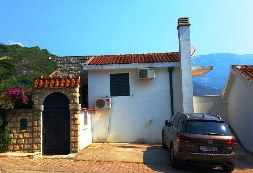 پانسیون Klaris Guest House