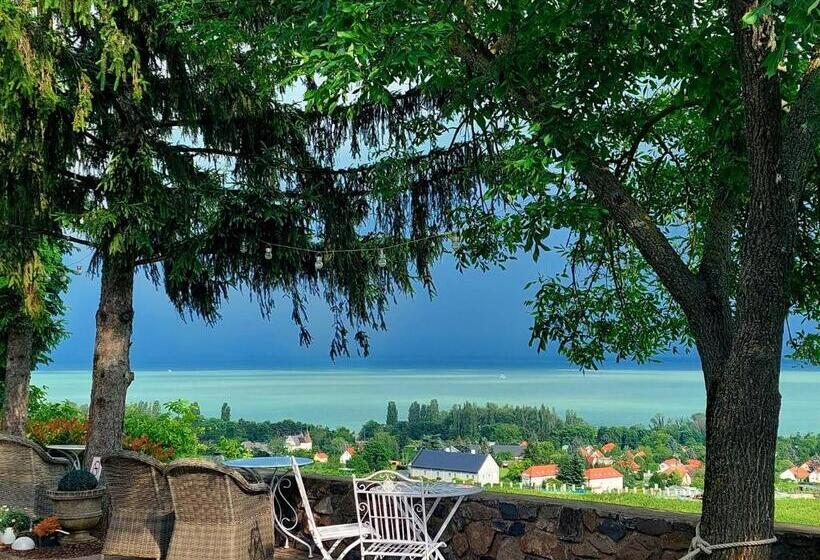 بنسيون Maison Bagatell Badacsony