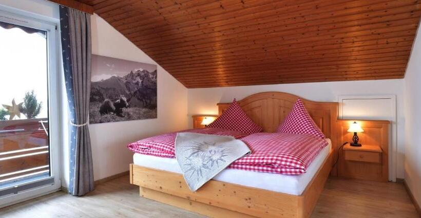 Majatalo Panoramablick Ferienwohnungen