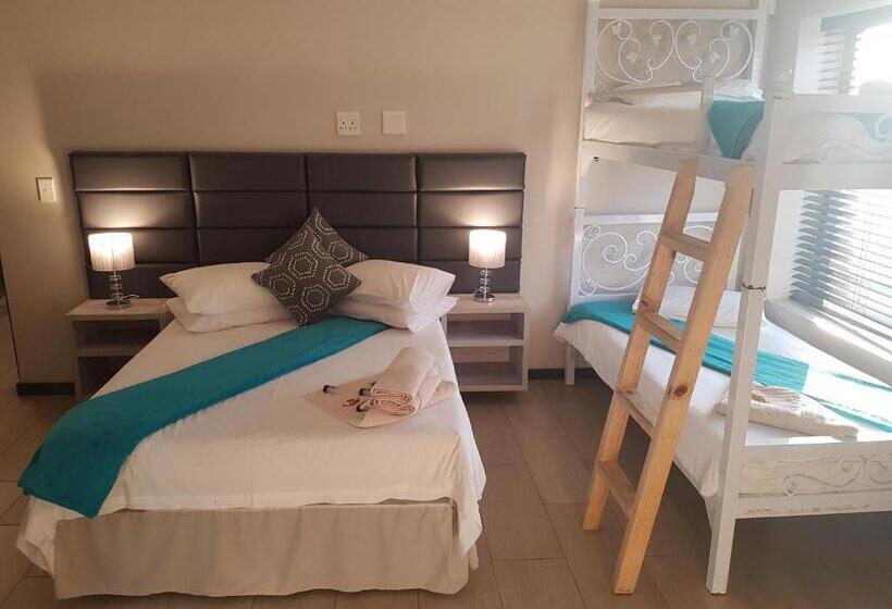 پانسیون Riekert S Self Catering Apartment