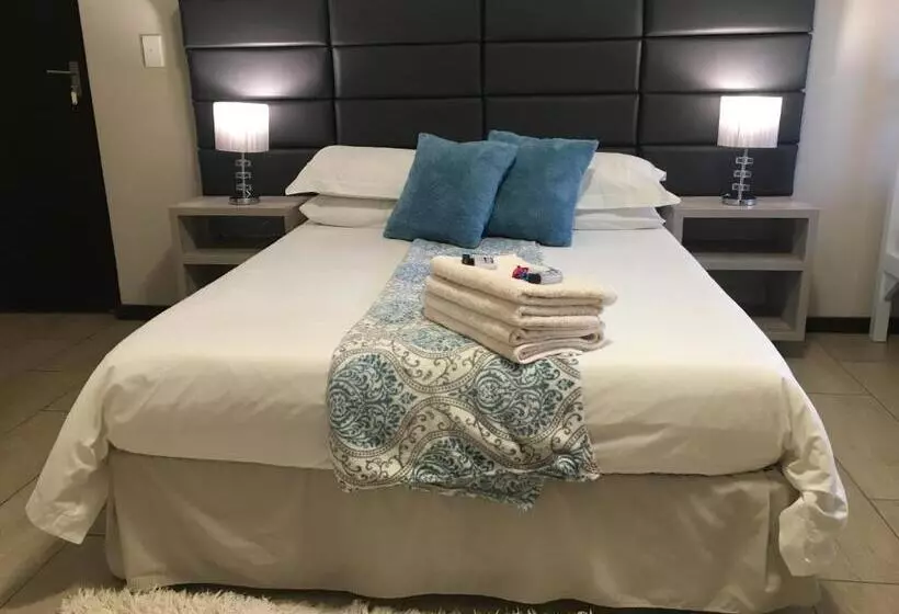 پانسیون Riekert S Self Catering Apartment