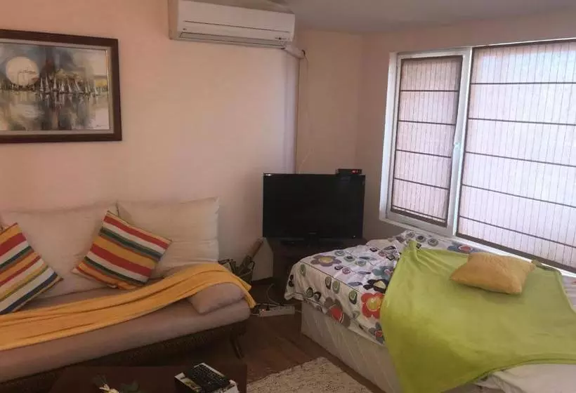 Sunny House Family Complex
