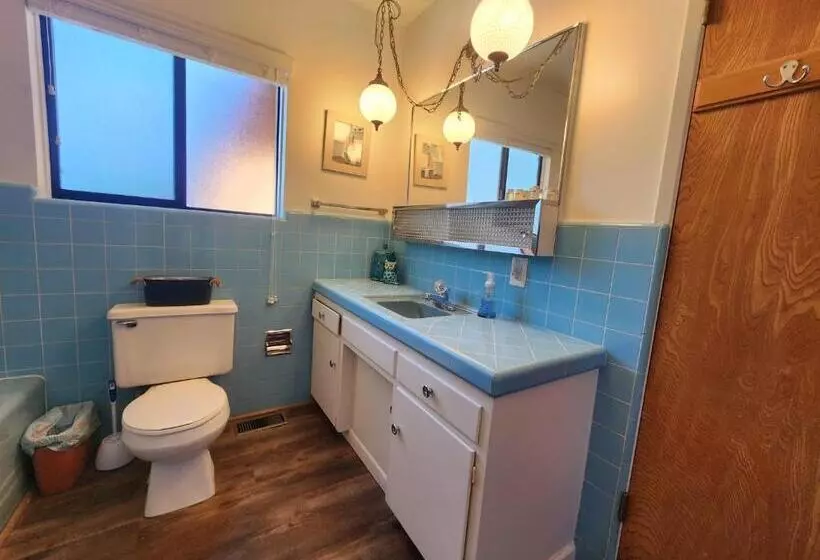 Retkeilymaja Silver Pines Lodge