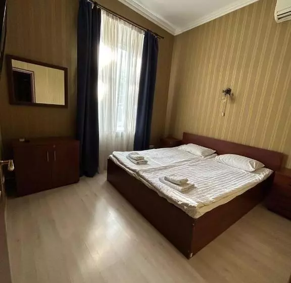 Apart Hotel City Center Contrabas