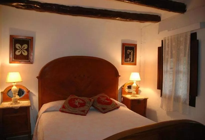 ペンション Habitaciones Con Encanto   Cal Alejandro