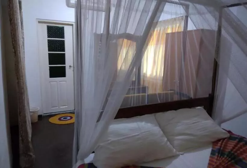 ペンション Grand Villa Hikkaduwa