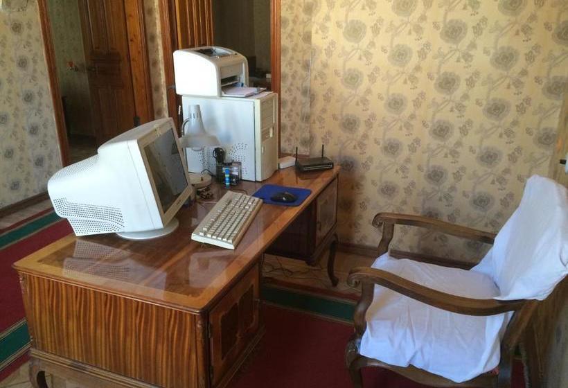 پانسیون Guest House Deda Lali