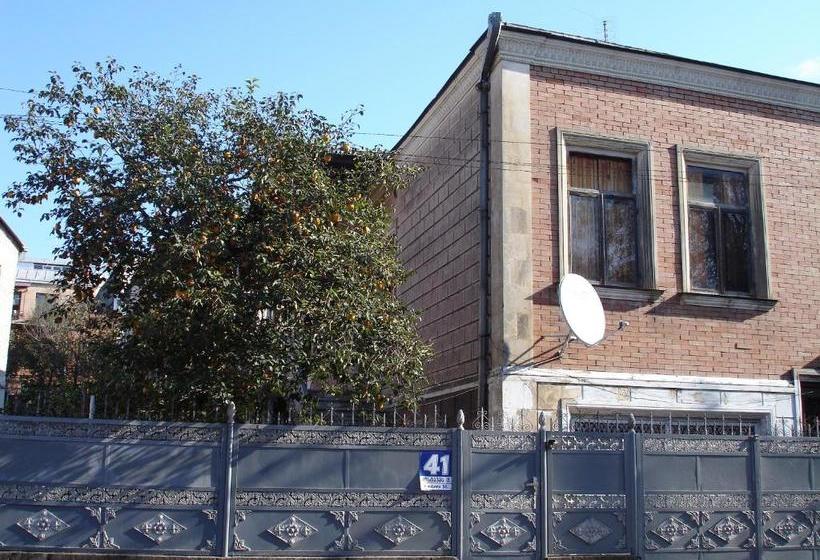 پانسیون Guest House Deda Lali