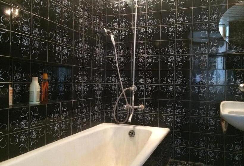 پانسیون Guest House Deda Lali