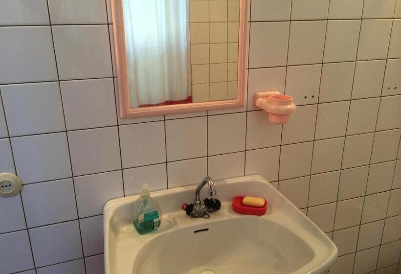 پانسیون Guest House Deda Lali