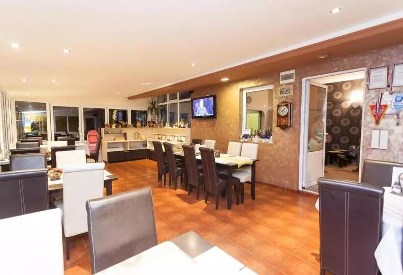 پانسیون Guesthouse Dabić