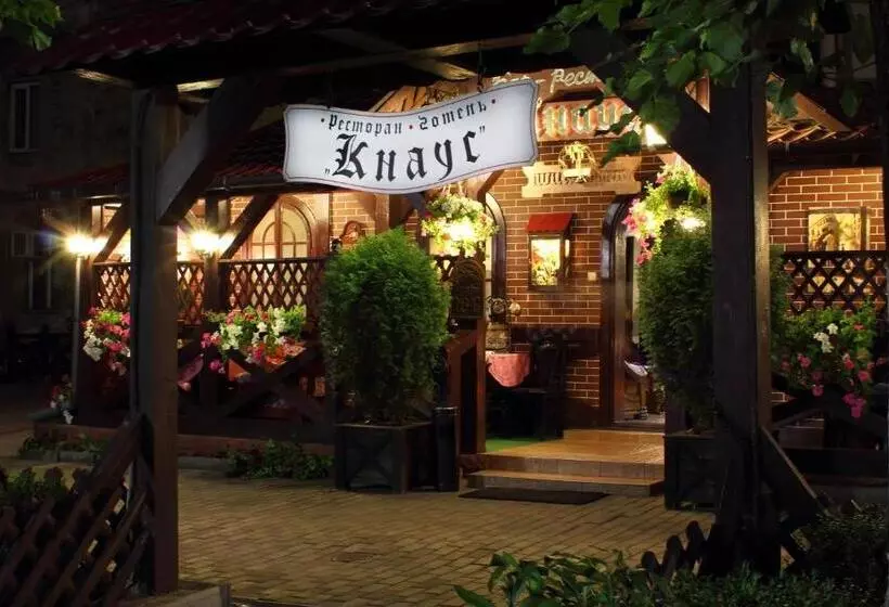 Majatalo Knaus Apartments