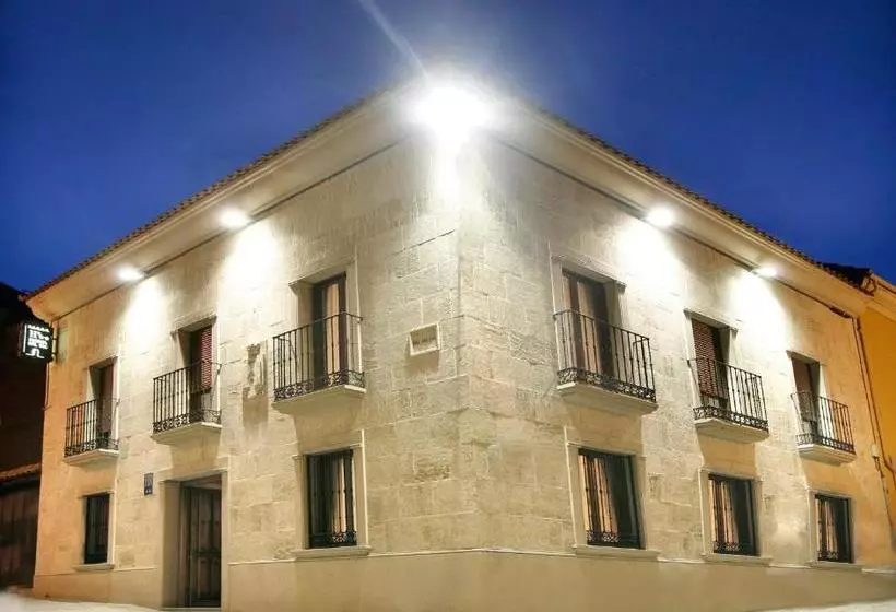 Majatalo Puerta Del Sol