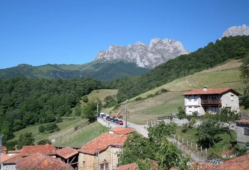 Apartamentos Rurales Las Rocas De Brez