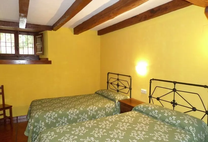 Apartamentos Rurales Las Rocas De Brez