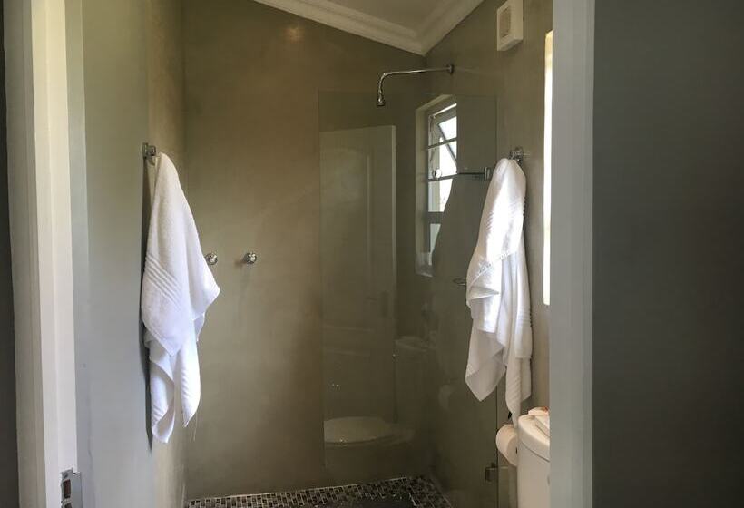 Bed and Breakfast A Stone S Throw Accommodation