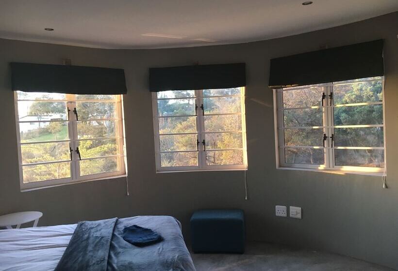 Bed and Breakfast A Stone S Throw Accommodation