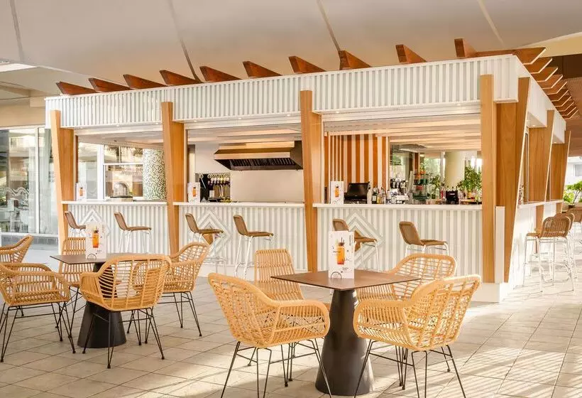 ホテル ALEGRIA Caprici Verd 4*SUP