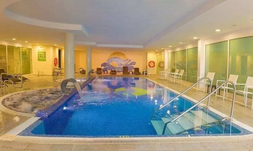 ホテル ALEGRIA Caprici Verd 4*SUP