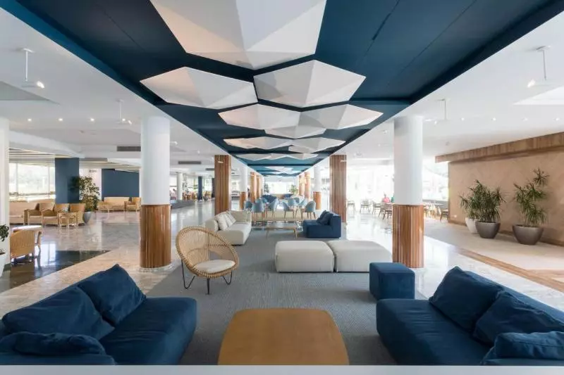 ホテル ALEGRIA Caprici Verd 4*SUP