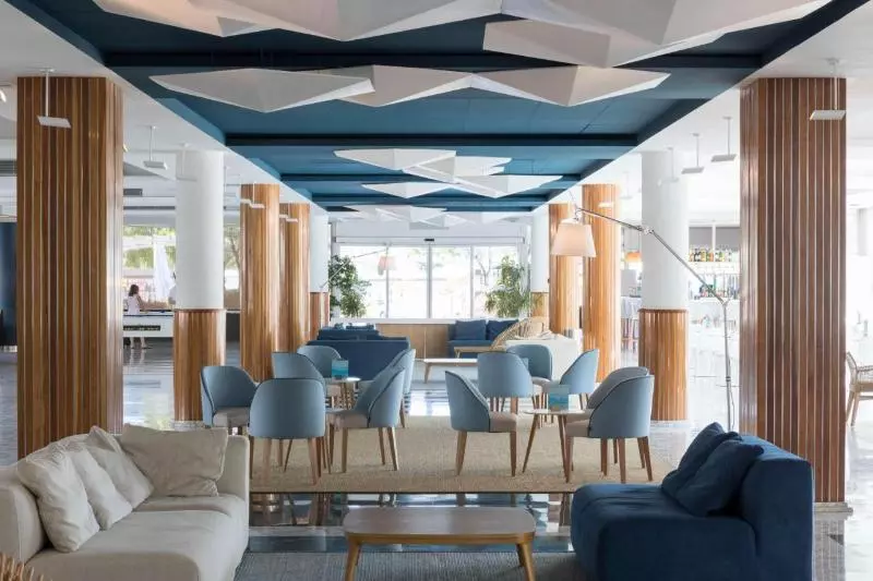 ホテル ALEGRIA Caprici Verd 4*SUP