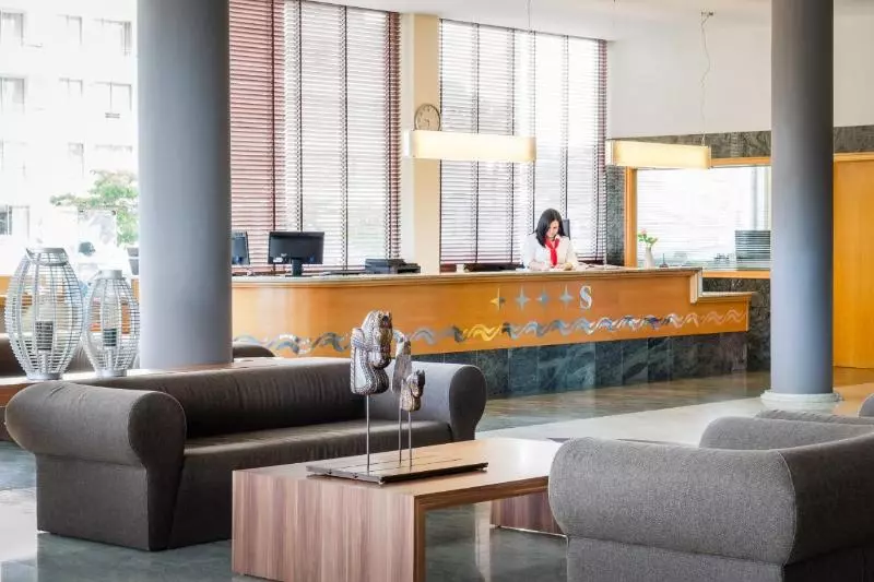 ホテル ALEGRIA Caprici Verd 4*SUP