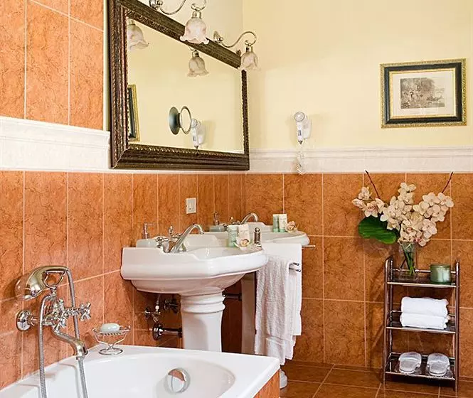 هتل Palazzo Magnani Feroni