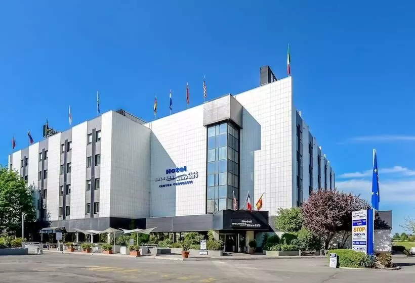 هتل Bologna Airport