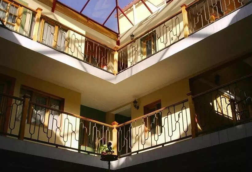 هتل Cima Argentum