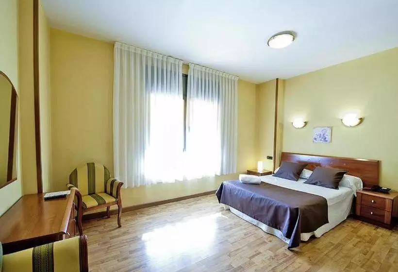 בית מלון כפרי Ciutat De Tarrega