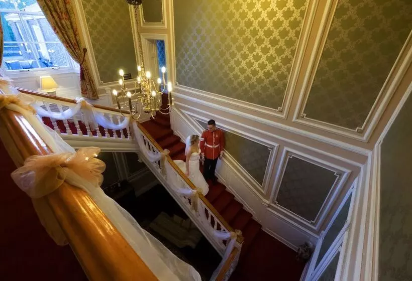 Отель Classic Lodges  Solberge Hall