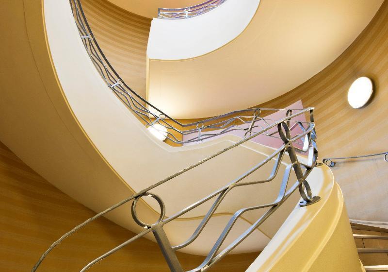 Hotel Crowne Plaza Liverpool   John Lennon Airport, An Ihg