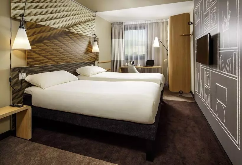 هتل Ibis Leicester