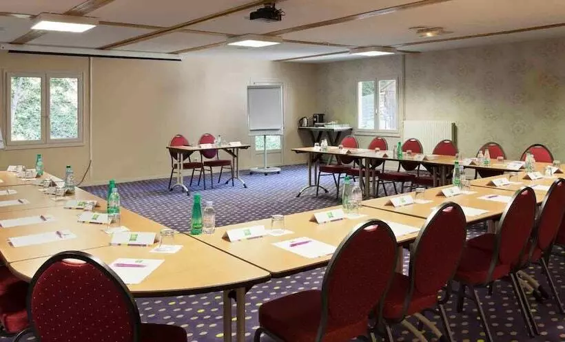 Отель Ibis Styles Périgueux Trélissac