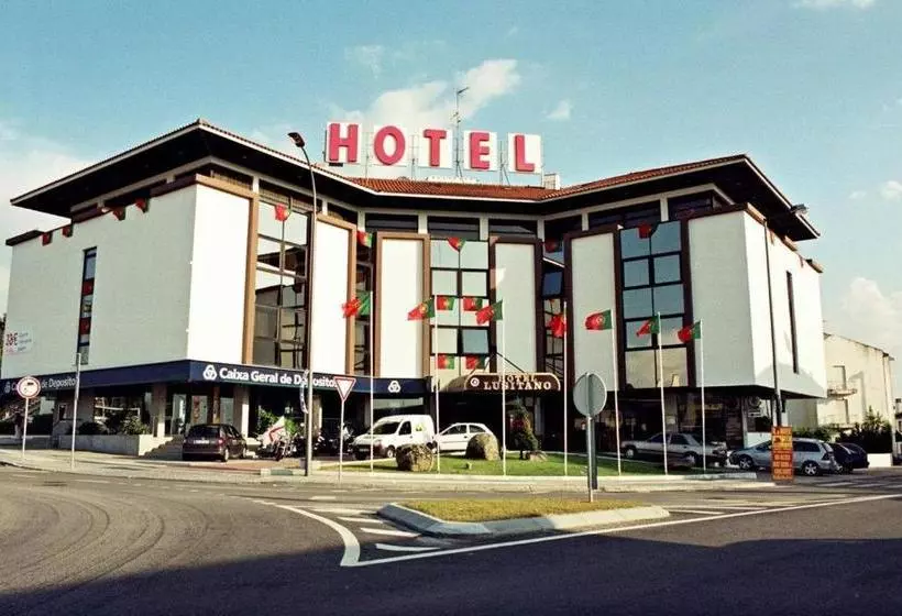 酒店 Lusitano