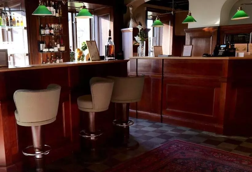 호텔 Sodertuna Slott