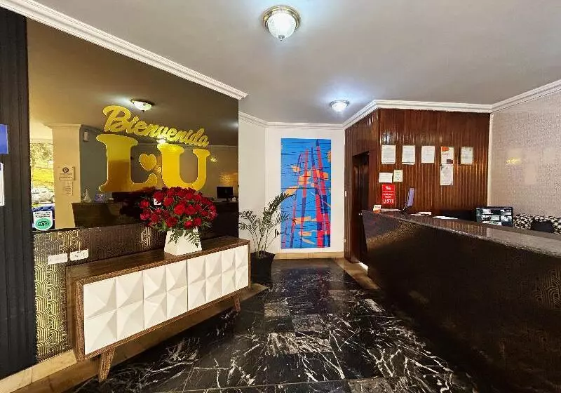 Szálloda Stanford Suites