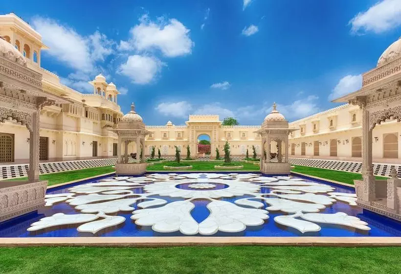 ホテル The Oberoi Udaivilas Udaipur