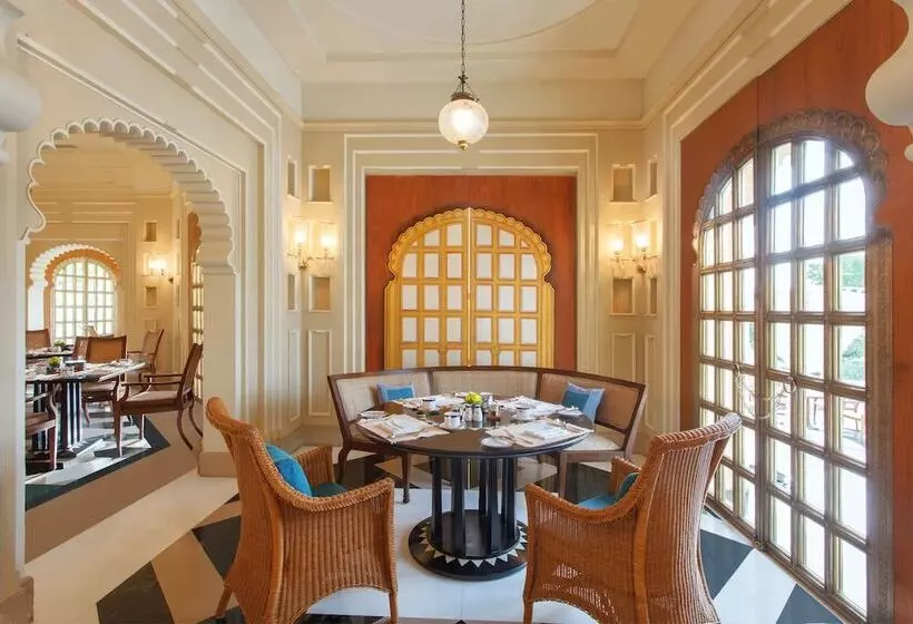 ホテル The Oberoi Udaivilas Udaipur