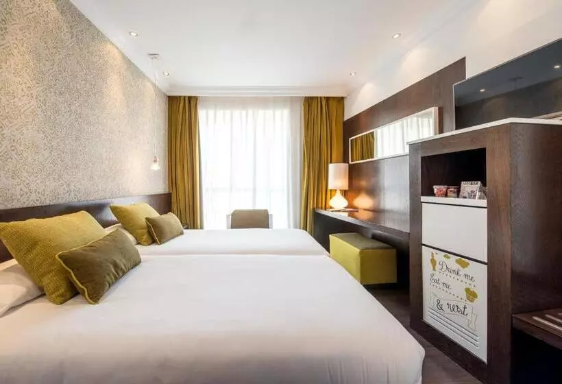 호텔 Vincci Centrum