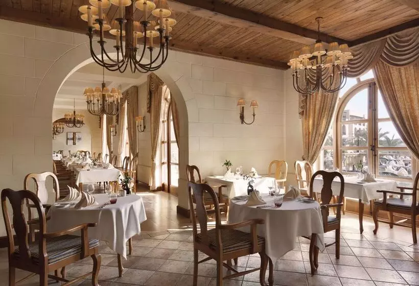 استراحتگاه Kempinski Hotel San Lawrenz