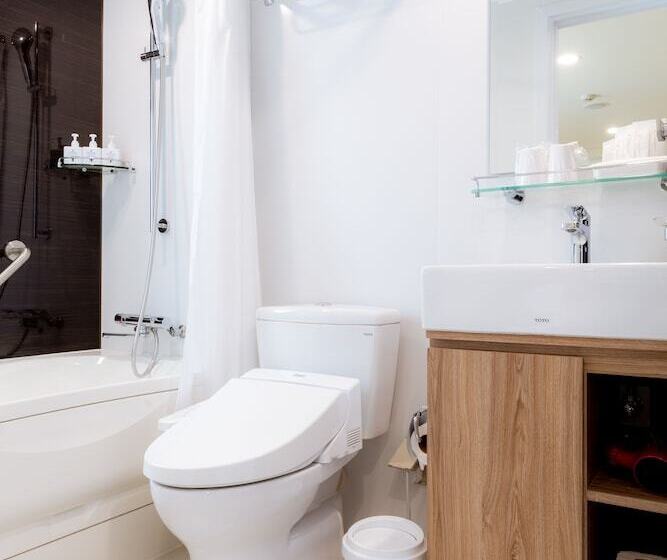 Kuretakeso Thailand Sriracha