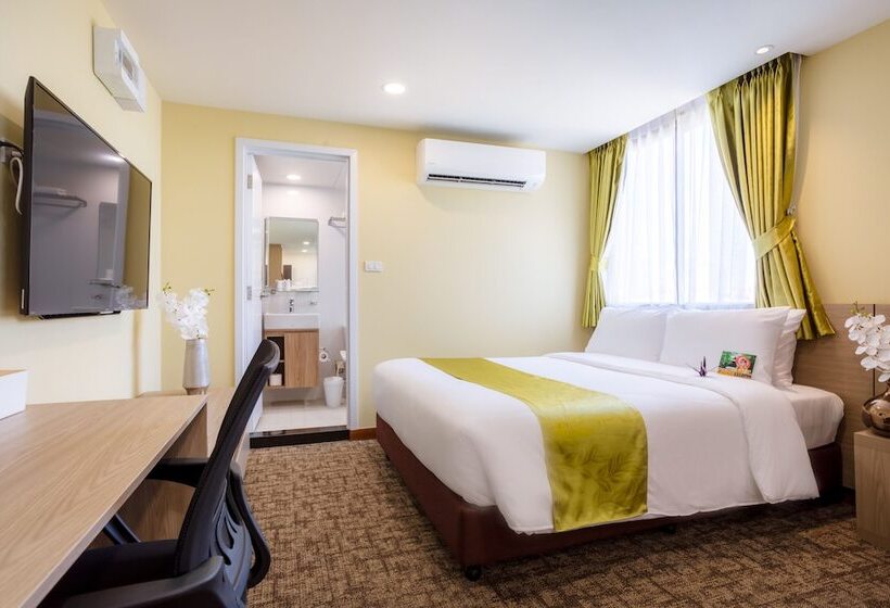 Kuretakeso Thailand Sriracha