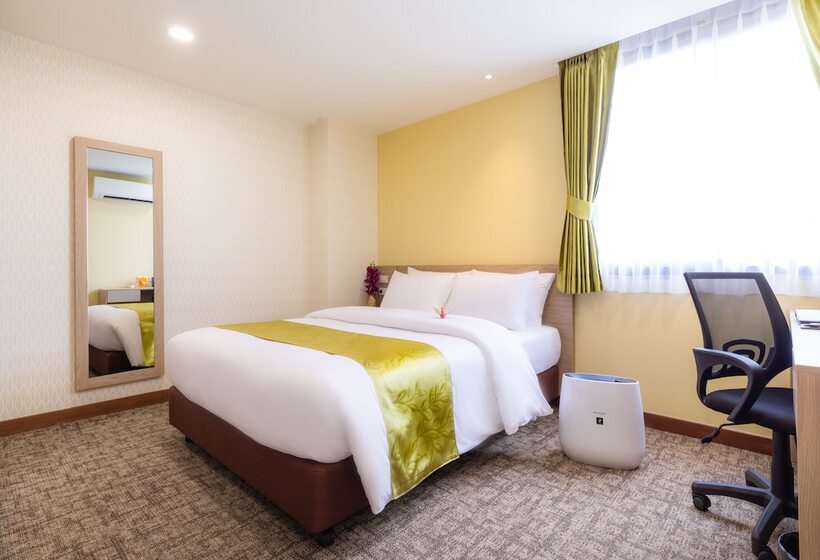 Kuretakeso Thailand Sriracha