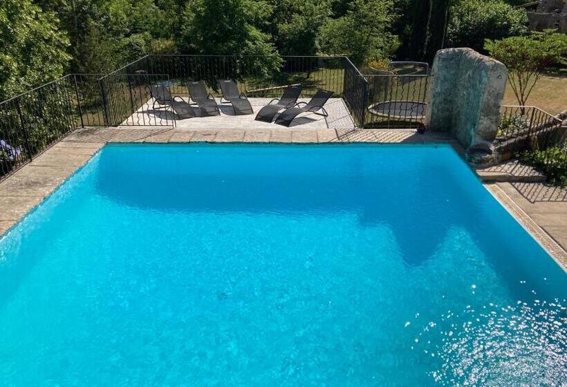 Logis Des Magnans   Le Murier