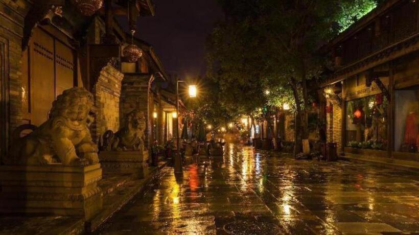 Xana Hotelle Chengdu East Railway Station Kaide Plaza