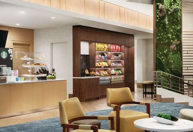 Отель Hilton Grand Vacations Club Chicago Magnificent Mile